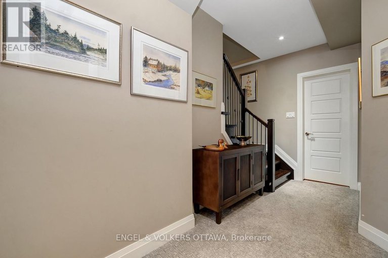 29353199/3681-eureka-avenue-e/blossom-parkleitrim/ottawa/ontario/K1T1L5_29