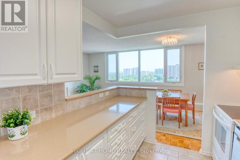 28430489/1401-2625-regina-street/britannia/ottawa/ontario/K2B5W8_11