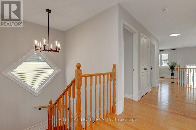 28703560/510-summerhill-street/riverside-southgloucester-glen/ottawa/ontario/K4M0B4_22