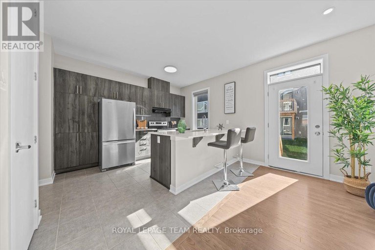 29004179/426-epoch-street/half-moon-bay/ottawa/ontario/K2J6X7_10