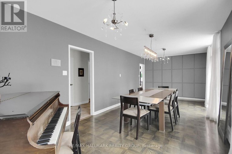 28150348/10-qualicum-street/bruce-farmgraham-parkqualicumbellands/ottawa/ontario/K2H7G8_11
