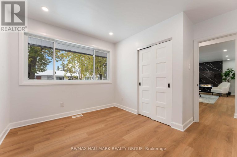 29174805/1796-saunderson-drive/elmvale-acres/ottawa/ontario/K1G2C2_10