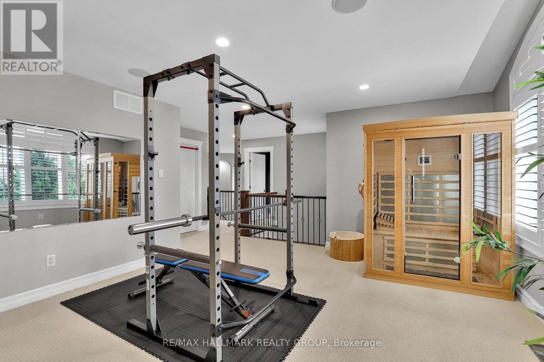 29678413/300-amita-crescent/mooneys-bay/ottawa/ontario/K2C4H9_24