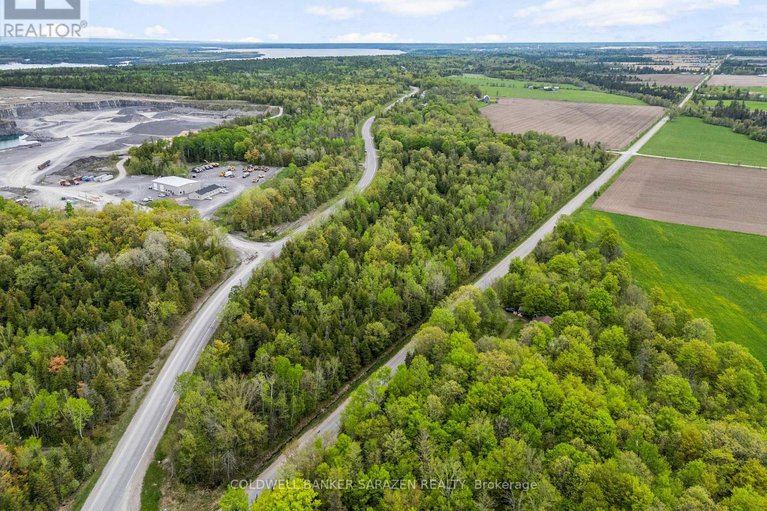 28330317/1437-usborne-street/mcnabbraeside-twps/mcnabbraeside/ontario/K0A1G0_48