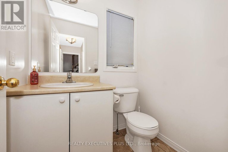 28999299/341-jasper-crescent/town-of-rockland/clarence-rockland/ontario/K4K0C9_14