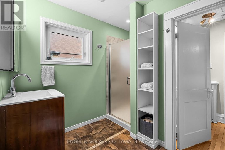 28594730/5-raleigh-street/old-ottawa-south/ottawa/ontario/K1S3C3_27