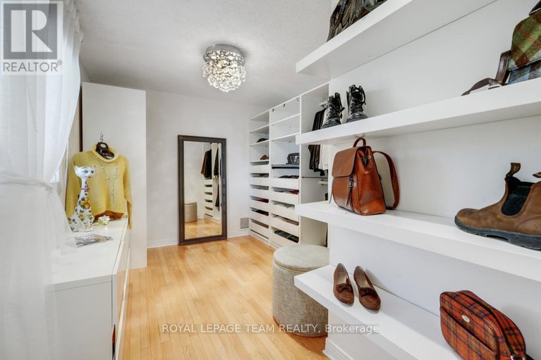 29048933/28-holitman-drive/knollsbrook/ottawa/ontario/K2J2A9_23