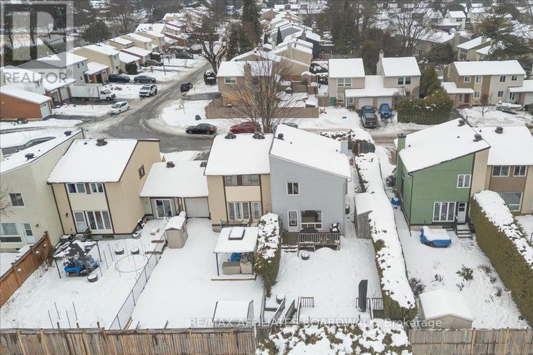 29195363/1146-grenoble-crescent/orleans-wood/ottawa/ontario/K1C2C6_35