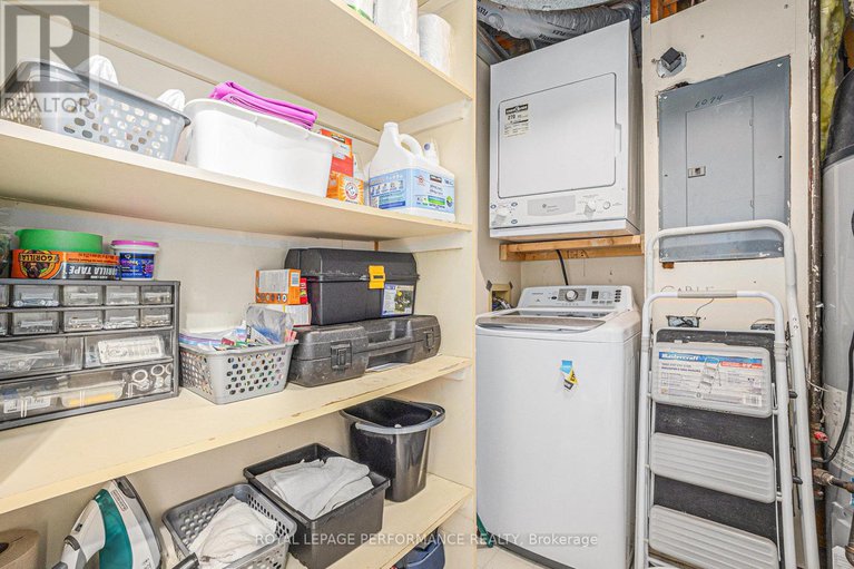 28573942/6074-red-willow-drive/chapel-hill/ottawa/ontario/K1C7J5_22