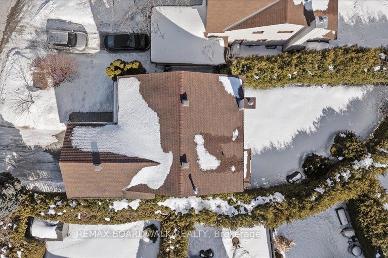 29481877/1535-kamouraska-circle/chateauneuf/ottawa/ontario/K1C3J1_47