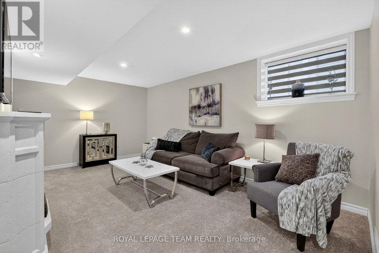 29480858/98-kayenta-street/remainder-of-stittsville-area/ottawa/ontario/K2S2K9_38