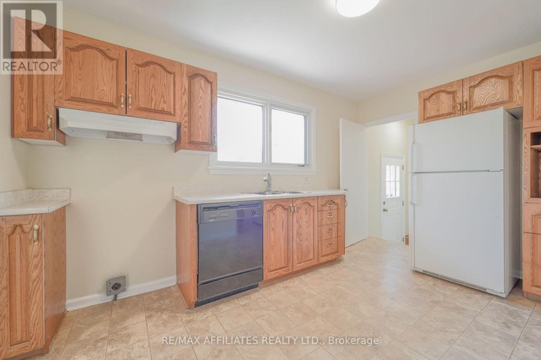 28513866/536-browning-avenue/riverview-park/ottawa/ontario/K1G0T4_16