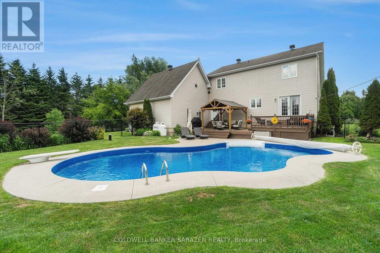 28589212/8289-rodney-farm-drive/osgoode-twp-north-of-reg-rd-6/ottawa/ontario/K0A2P0_40