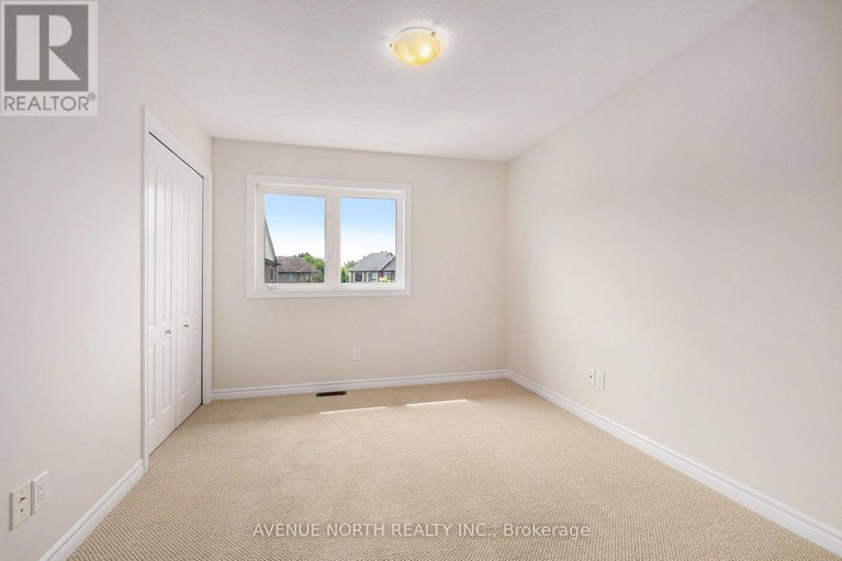 28536882/341-cooks-mill-crescent/riverside-south/ottawa/ontario/K1V2M1_12