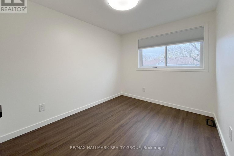 29093842/11-94-esterlawn-private/mckellar-heightsglabar-park/ottawa/ontario/K2A4C1_27