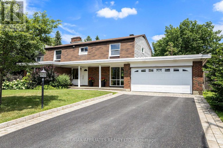 29063663/23-sioux-crescent/bruce-farmgraham-parkqualicumbellands/ottawa/ontario/K2H7E4_3