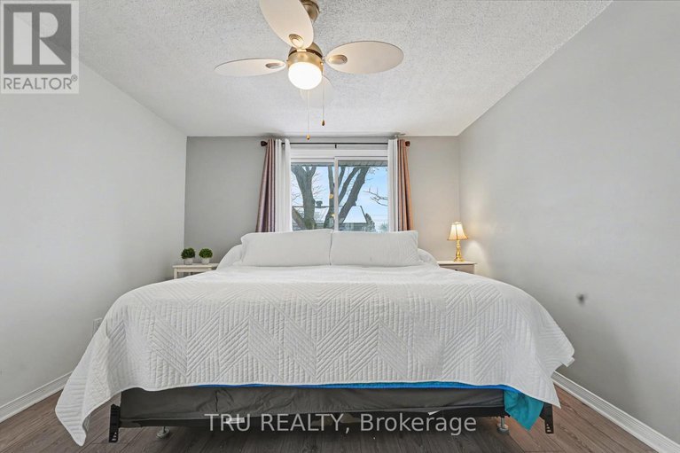 29425868/463f-moodie-drive/arbeatha-park/ottawa/ontario/K2H8T7_10