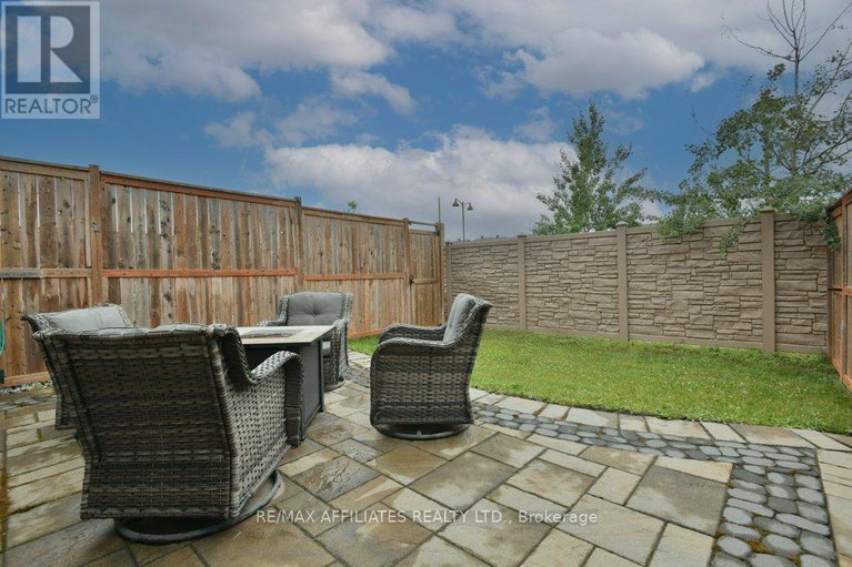28576787/80-riddell-street/carleton-place/ontario/K7C0J8_34