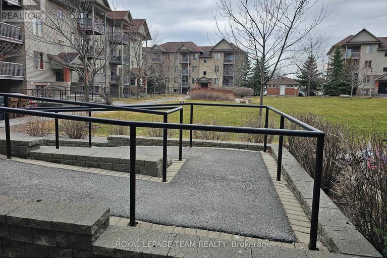 29585550/2-46-barnstone-drive/barrhaven-east/ottawa/ontario/K2G4R6_20