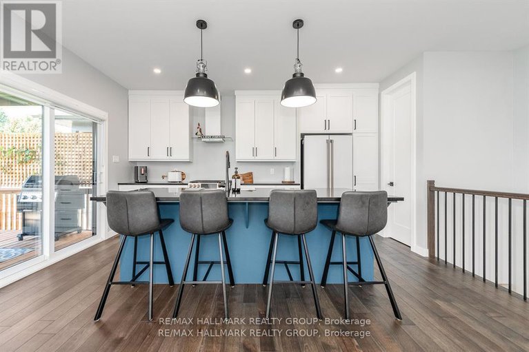 28309786/45-richer-street-e/north-stormont-finch-twp/north-stormont/ontario/K0A1R0_14