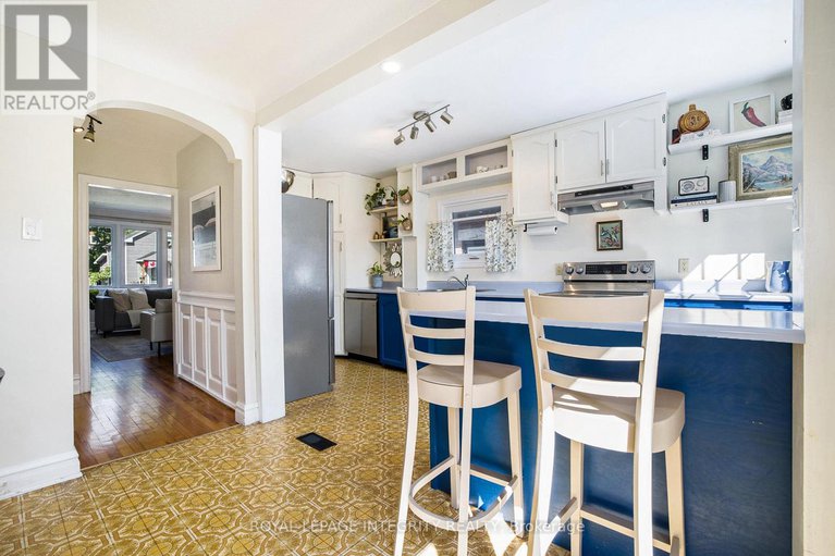 28641297/67-caroline-avenue/ottawa-west/ottawa/ontario/K1Y0S8_15