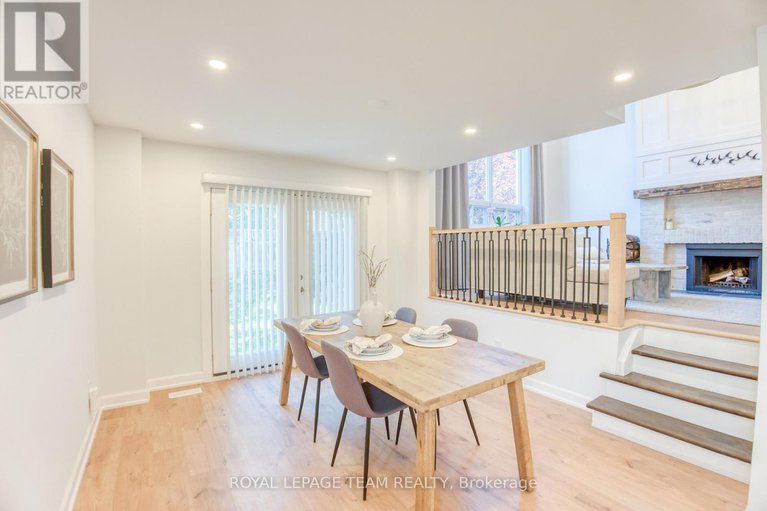 28847948/21-equestrian-drive/bridlewood/ottawa/ontario/K2M1B8_17