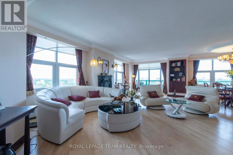 28505303/ph1-131-wurtemburg-street/lower-town/ottawa/ontario/K1N1J2_3