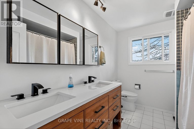 29120444/24-lansfield-way/tanglewood/ottawa/ontario/K2G3V8_29