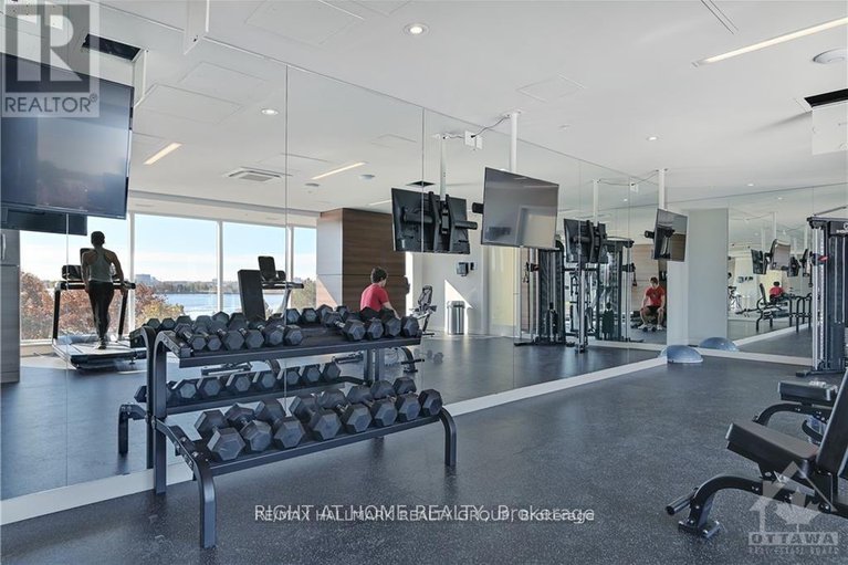 28910919/2406-805-carling-avenue/west-centre-town/ottawa/ontario/K1S5W9_17