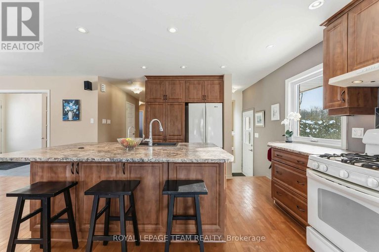 29355190/3322-elizabeth-street/osgoode/ottawa/ontario/K0A2W0_9