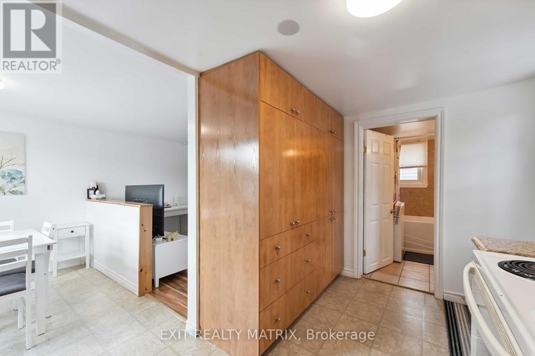 28591651/347-shakespeare-street/vanier/ottawa/ontario/K1L5M1_22