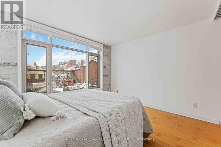 29229489/15-202-st-patrick-street/lower-townbyward-market/ottawa/ontario/K1N5K3_14