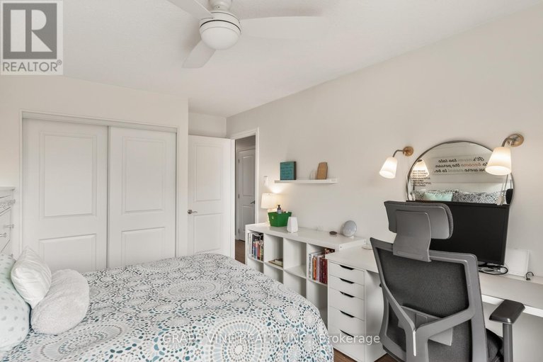 29600305/83-nanook-crescent/katimavik/ottawa/ontario/K2L2B2_39