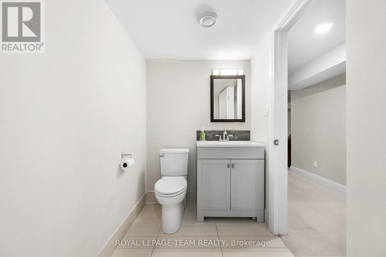 29565915/649-churchill-avenue-n/westborohampton-park/ottawa/ontario/K1Z5G2_36