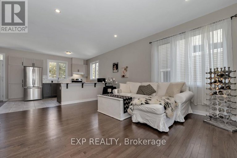 29363972/279-falsetto-street/mer-bleuebradley-estatesanderson-park/ottawa/ontario/K1W0S4_7