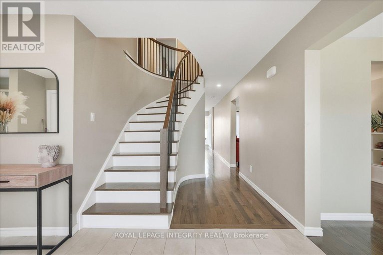 28978669/1406-bouton-dor-way/bilberry-creekqueenswood-heights/ottawa/ontario/K1E3L3_4