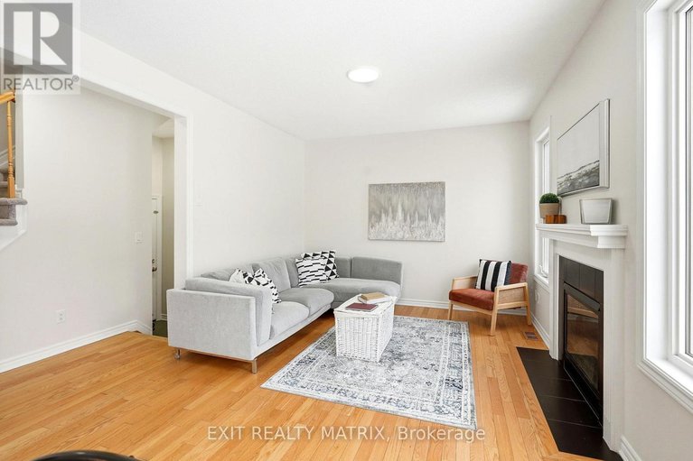 29434772/194-flowing-creek-circle/emerald-meadowstrailwest/ottawa/ontario/K2M2R7_8