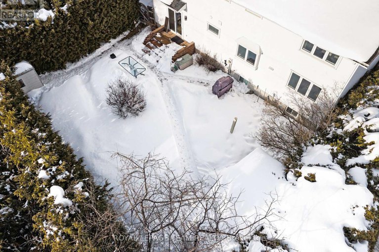 29398445/36-butterfield-road/munster/ottawa/ontario/K0A3P0_40