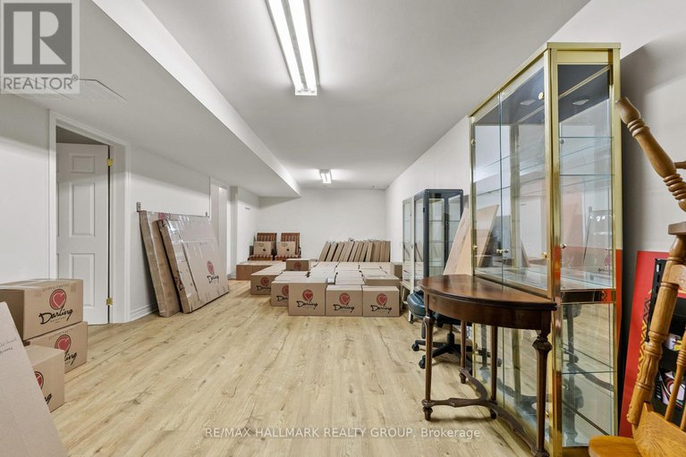 29071250/16-goodfellow-court/fallowfield/ottawa/ontario/K2R1C8_27