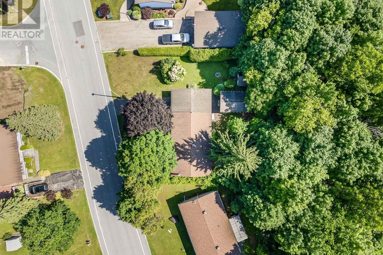28541934/69-home-avenue/vankleek-hill/champlain/ontario/K0B1R0_22