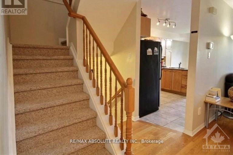 29035712/104-college-circle/castle-heights/ottawa/ontario/K1K4R9_14