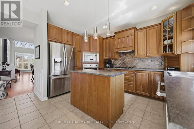 29633976/47-snowberry-way/stittsville-south/ottawa/ontario/K2S2A8_10