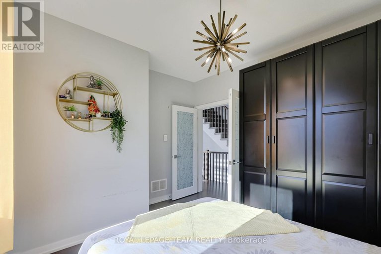 29383733/165-groningen-street/emerald-meadowstrailwest/ottawa/ontario/K2V0C6_23