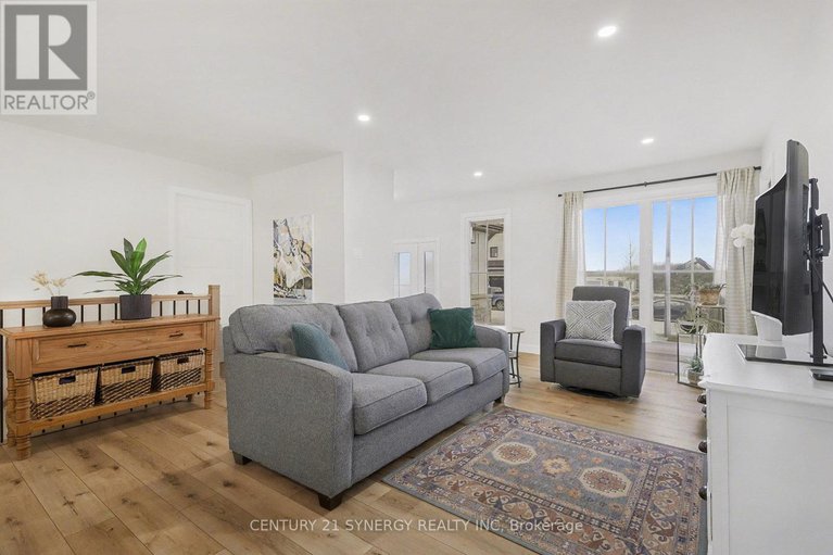 29121560/76-helen-street/north-stormont-finch-twp/north-stormont/ontario/K0A1R0_8