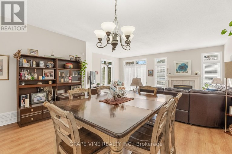 28389612/60-sable-run-drive/stittsville-central/ottawa/ontario/K2S1W7_14
