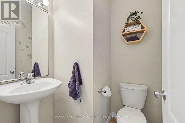 29579185/1878-montmere-avenue/notting-hillsummerside/ottawa/ontario/K4A0L7_9