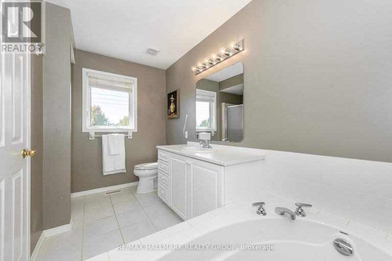 28873791/2028-boisfranc-circle/avalon-east/ottawa/ontario/K4A4Z6_23