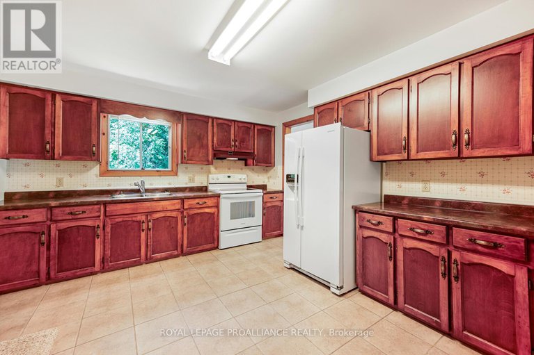 28720304/3050-merwin-lane/augusta-twp/augusta/ontario/K0E1T1_13