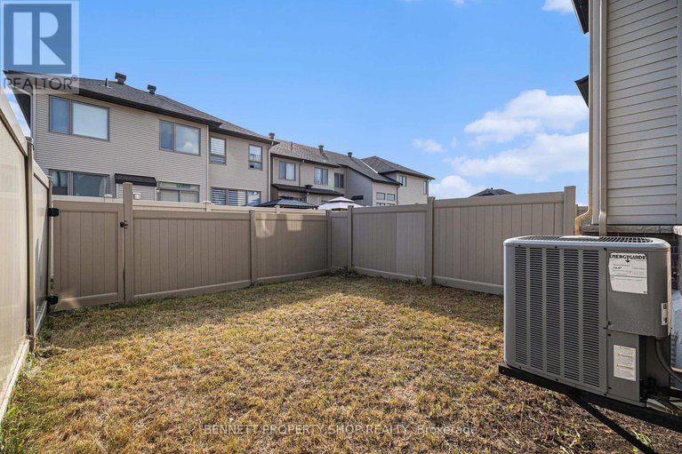 28738559/735-twist-way/emerald-meadowstrailwest/ottawa/ontario/K2V0M9_23