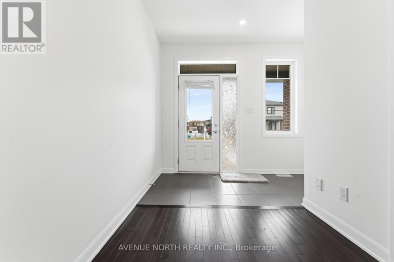 29608046/2082-caltra-crescent/half-moon-bay/ottawa/ontario/K2J6V4_3